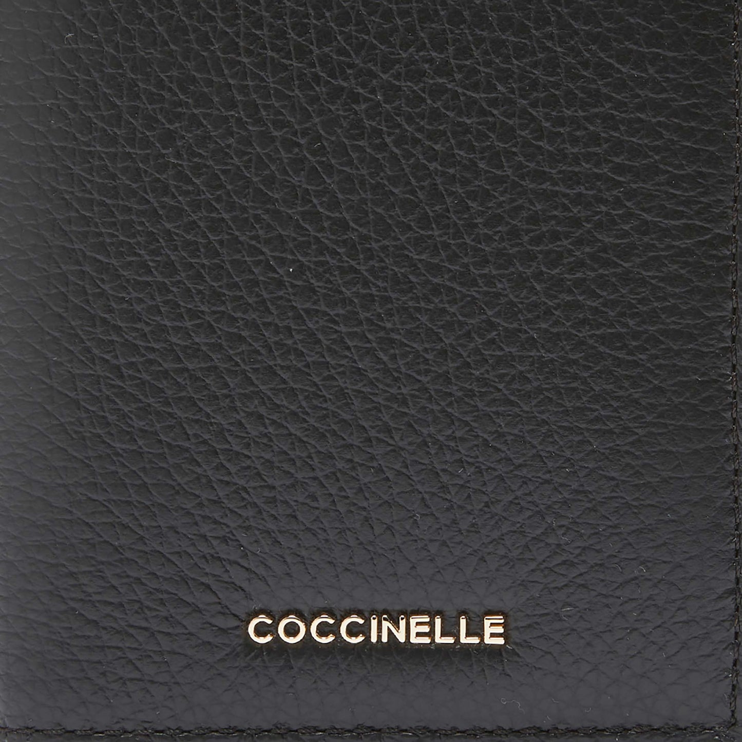 COCCINELLE METALLIC SOFT
