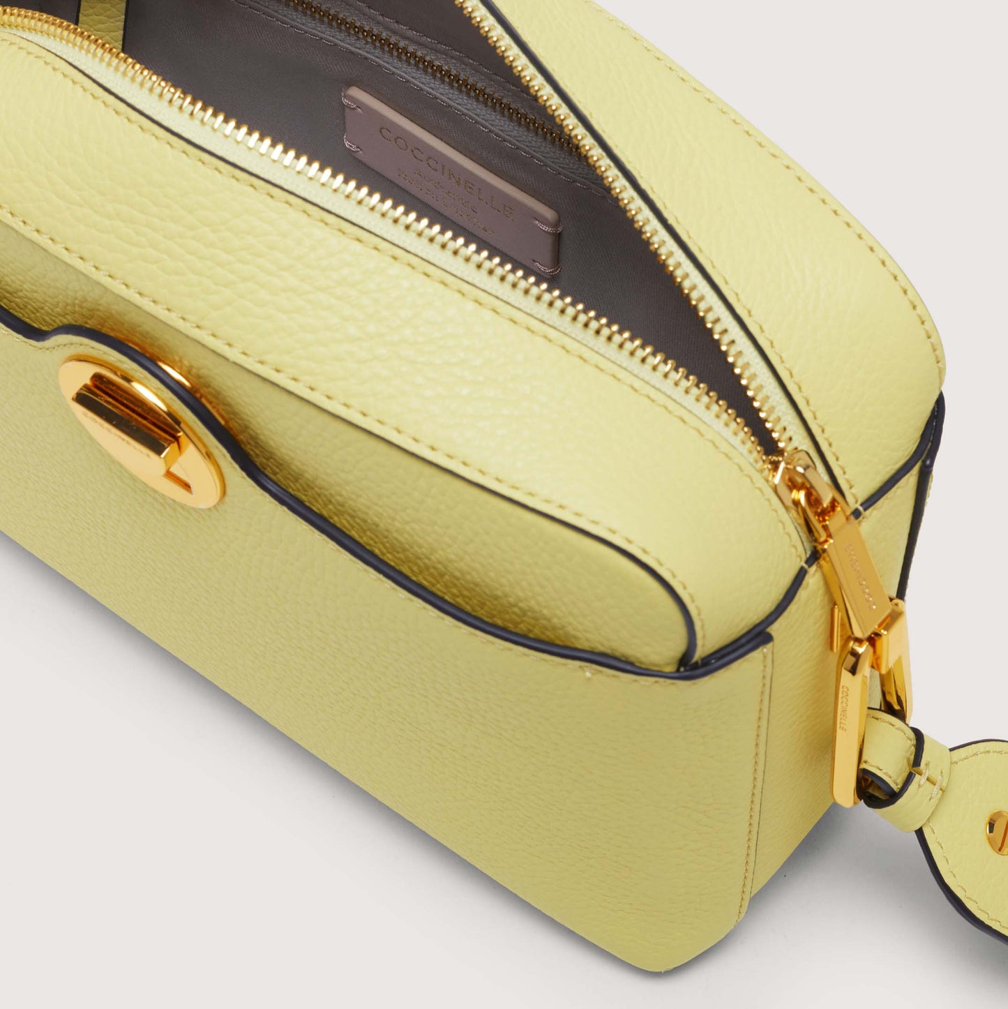 COCCINELLE LIYA SIGNATURE MEDIUM