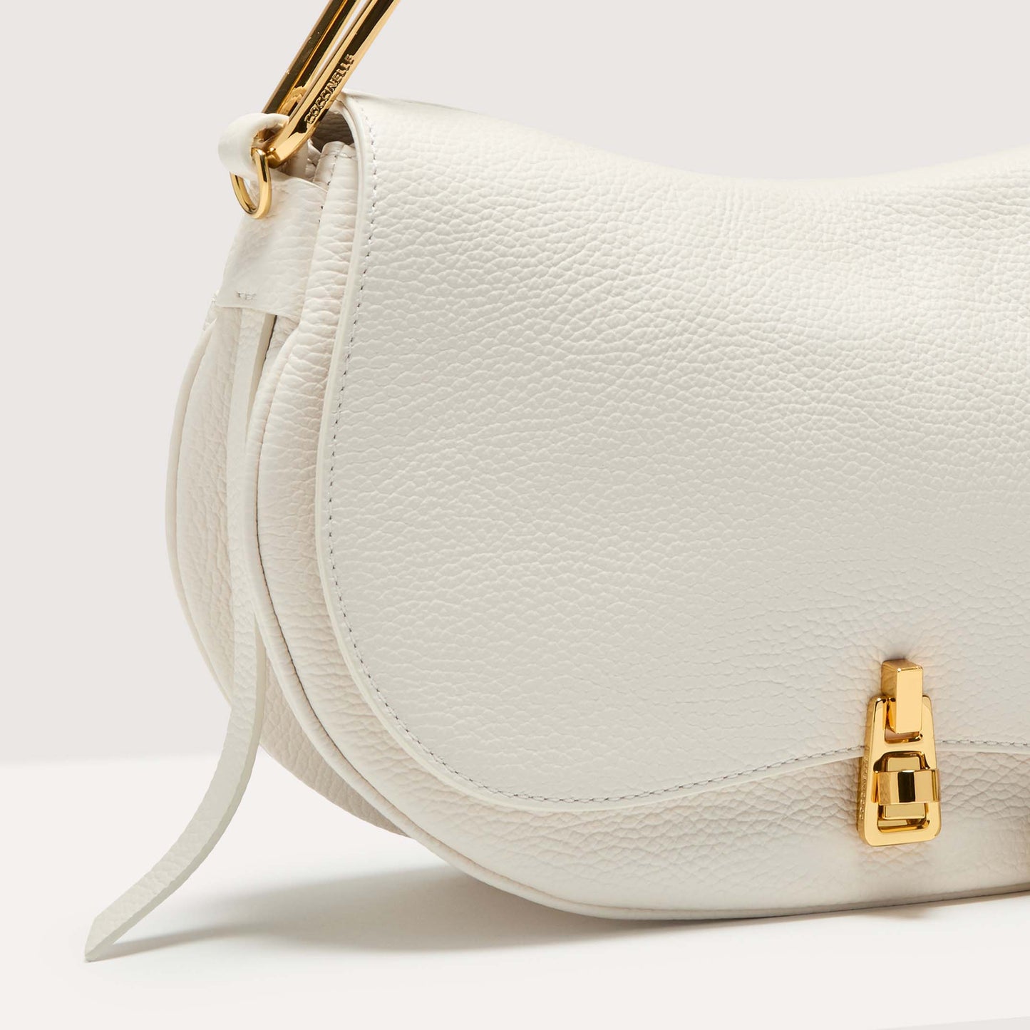 COCCINELLE MAGIE SOFT MEDIUM