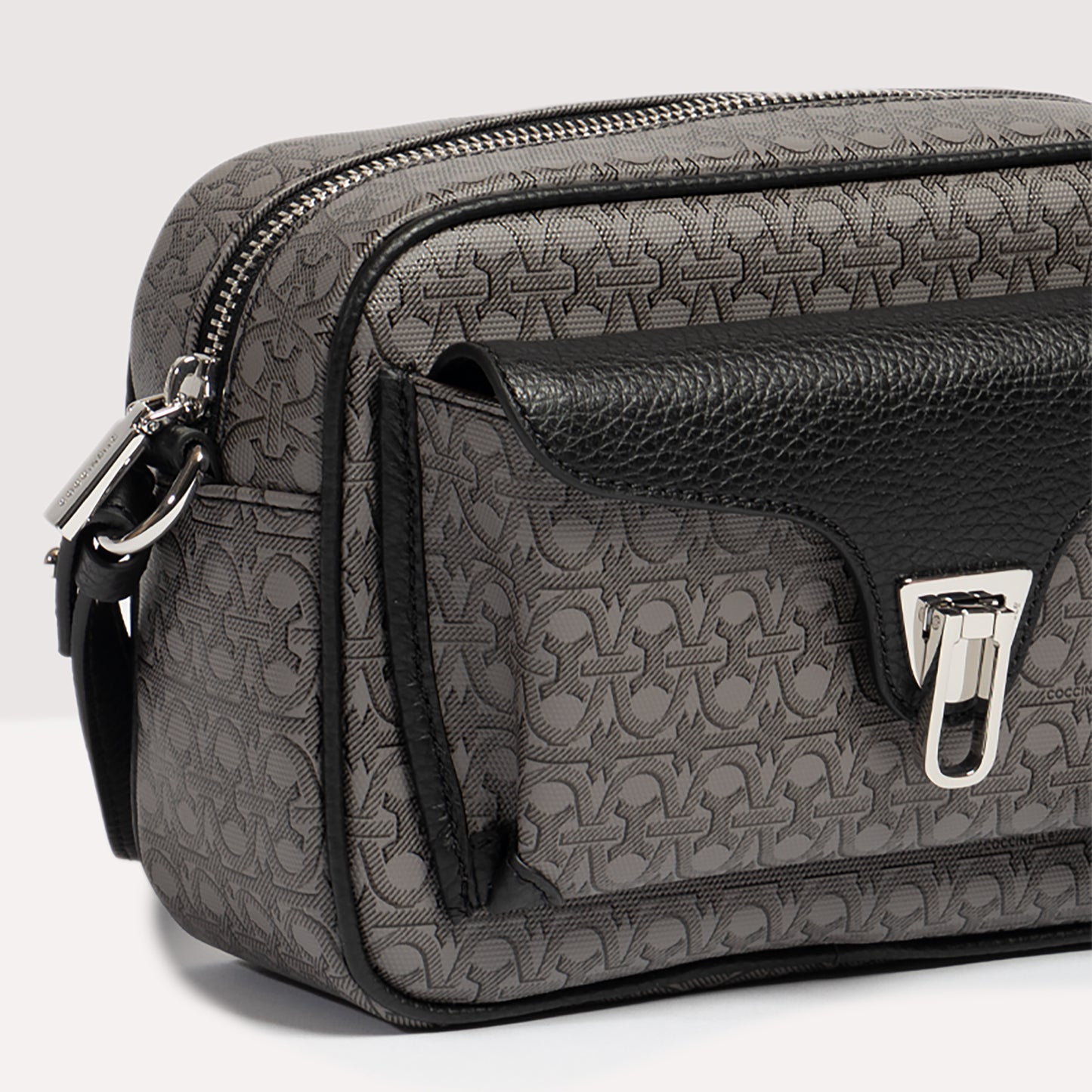 COCCINELLE BEAT COATED MONOGRAM SMALL