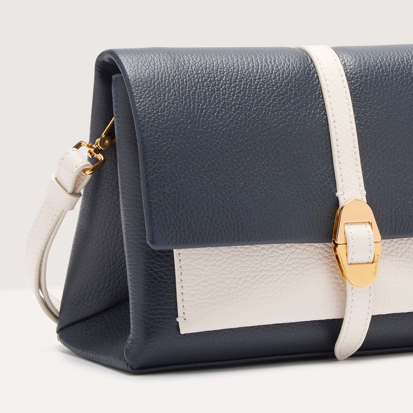 COCCINELLE DORIAN BICOLOR SMALL