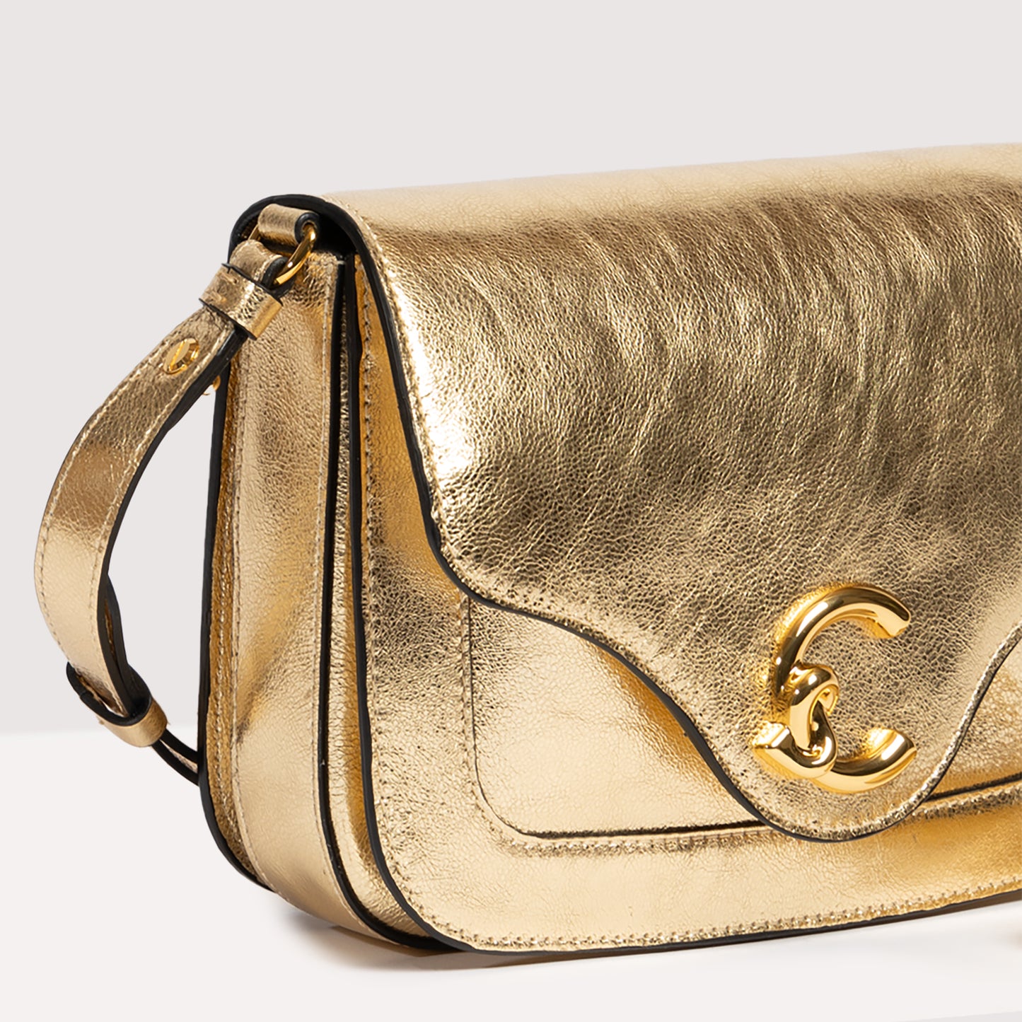 COCCINELLE C-ME SMOOTH METAL