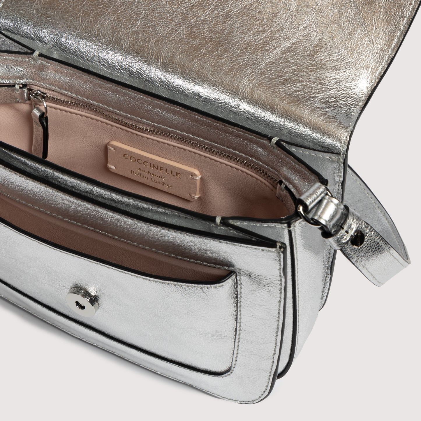 COCCINELLE C-ME SMOOTH METAL