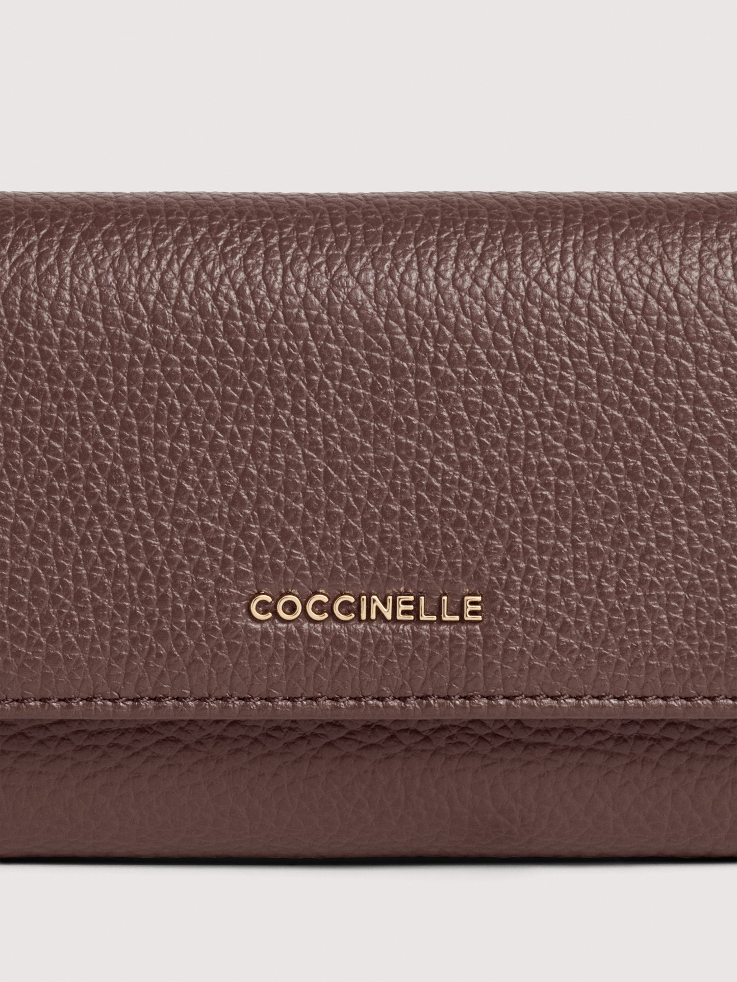 COCCINELLE METALLIC MEDIUM