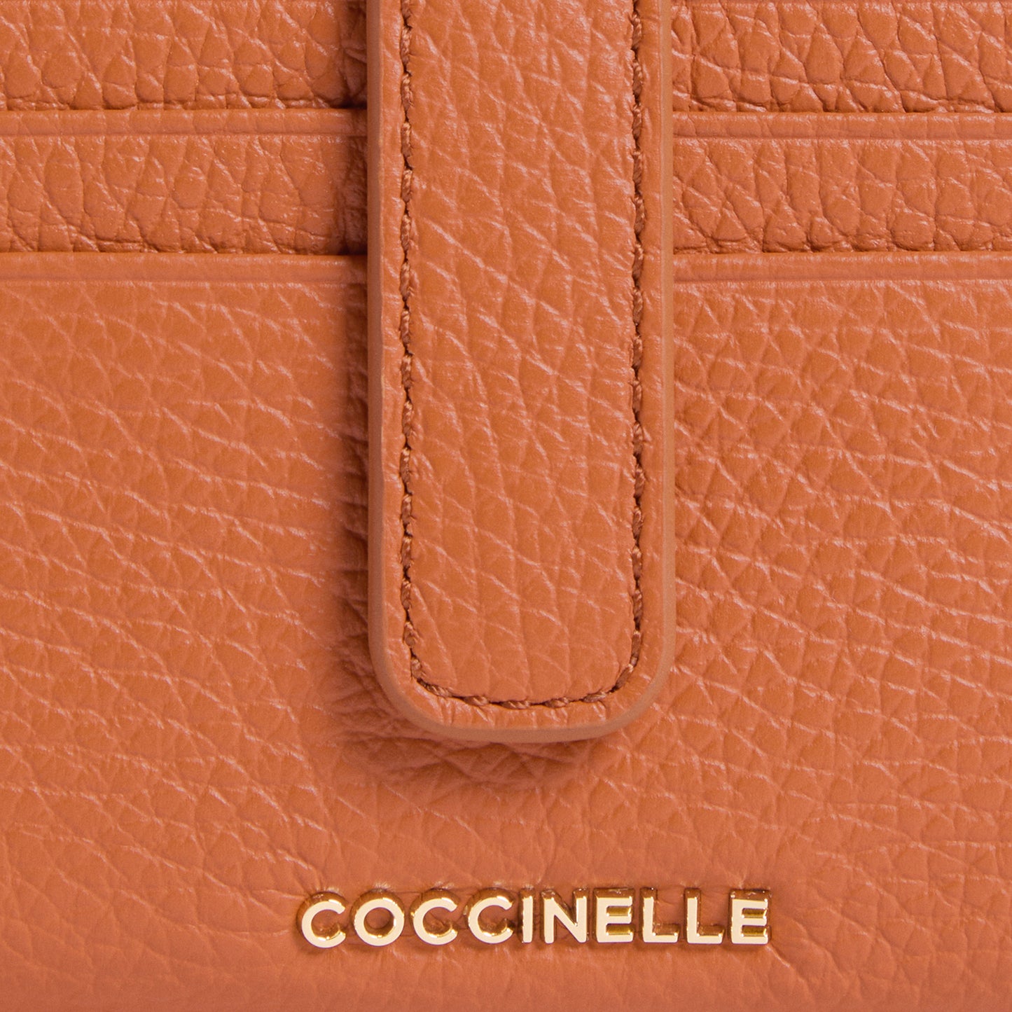 COCCINELLE METALLIC MEDIUM