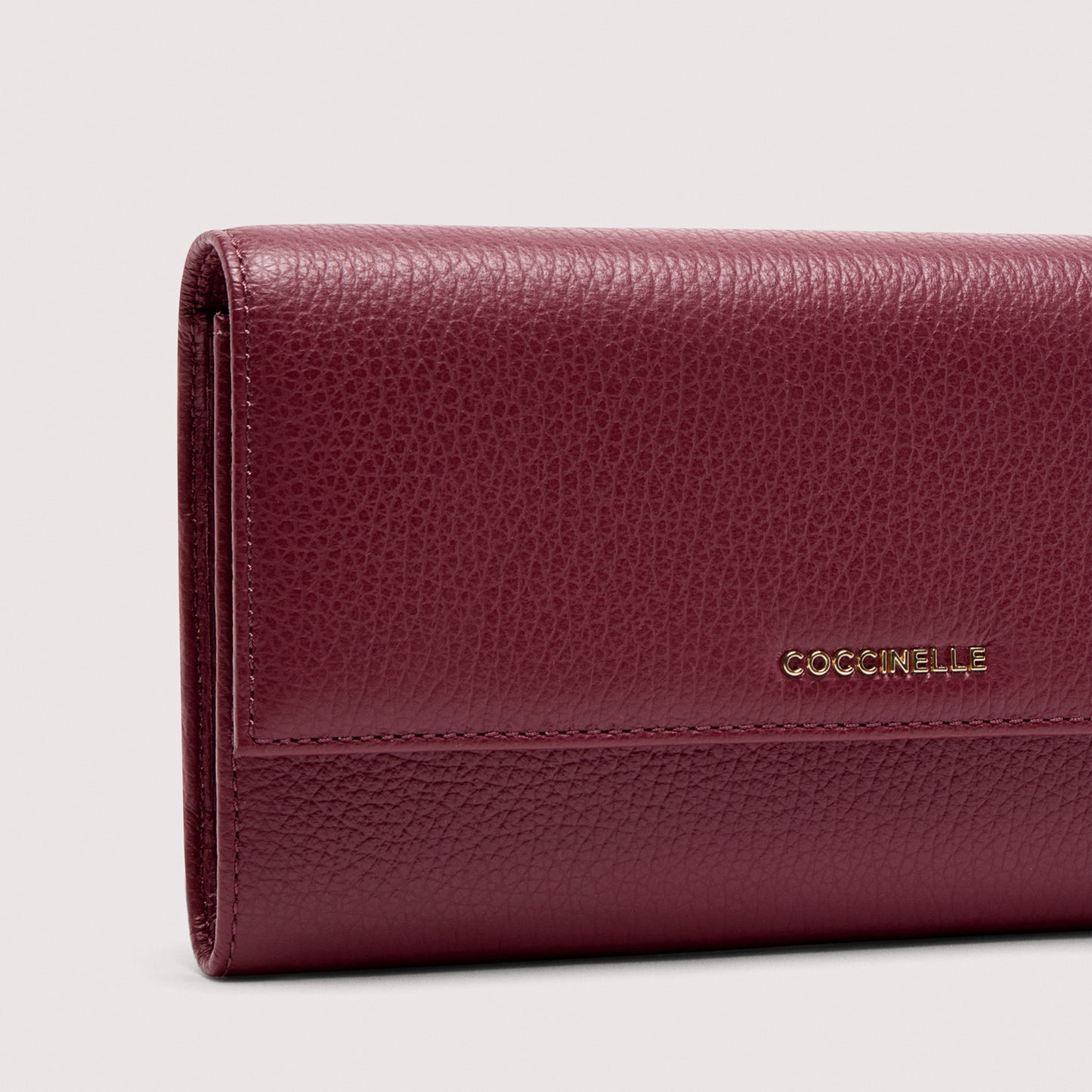 COCCINELLE METALLIC SOFT