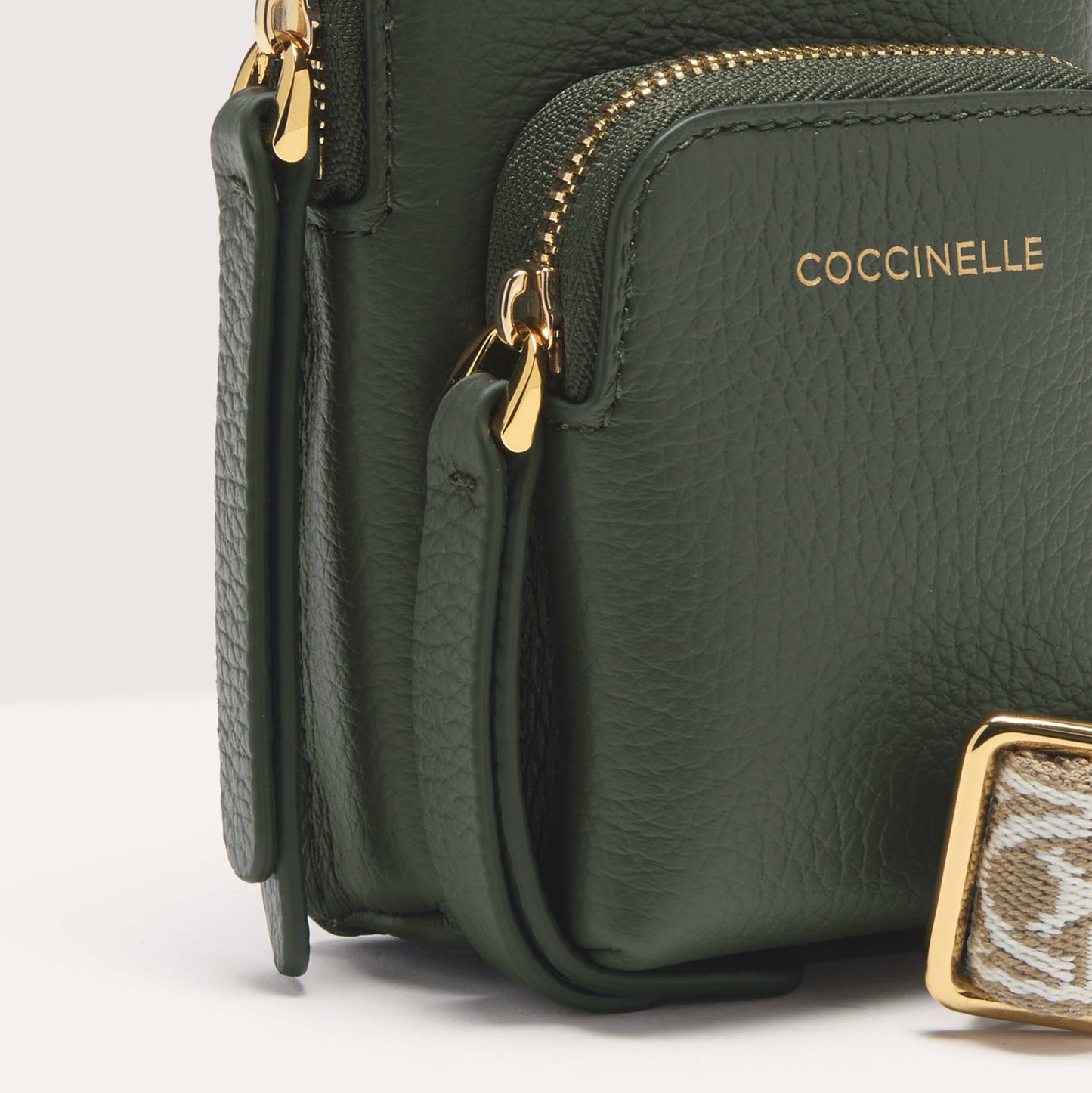 COCCINELLE PIXIE