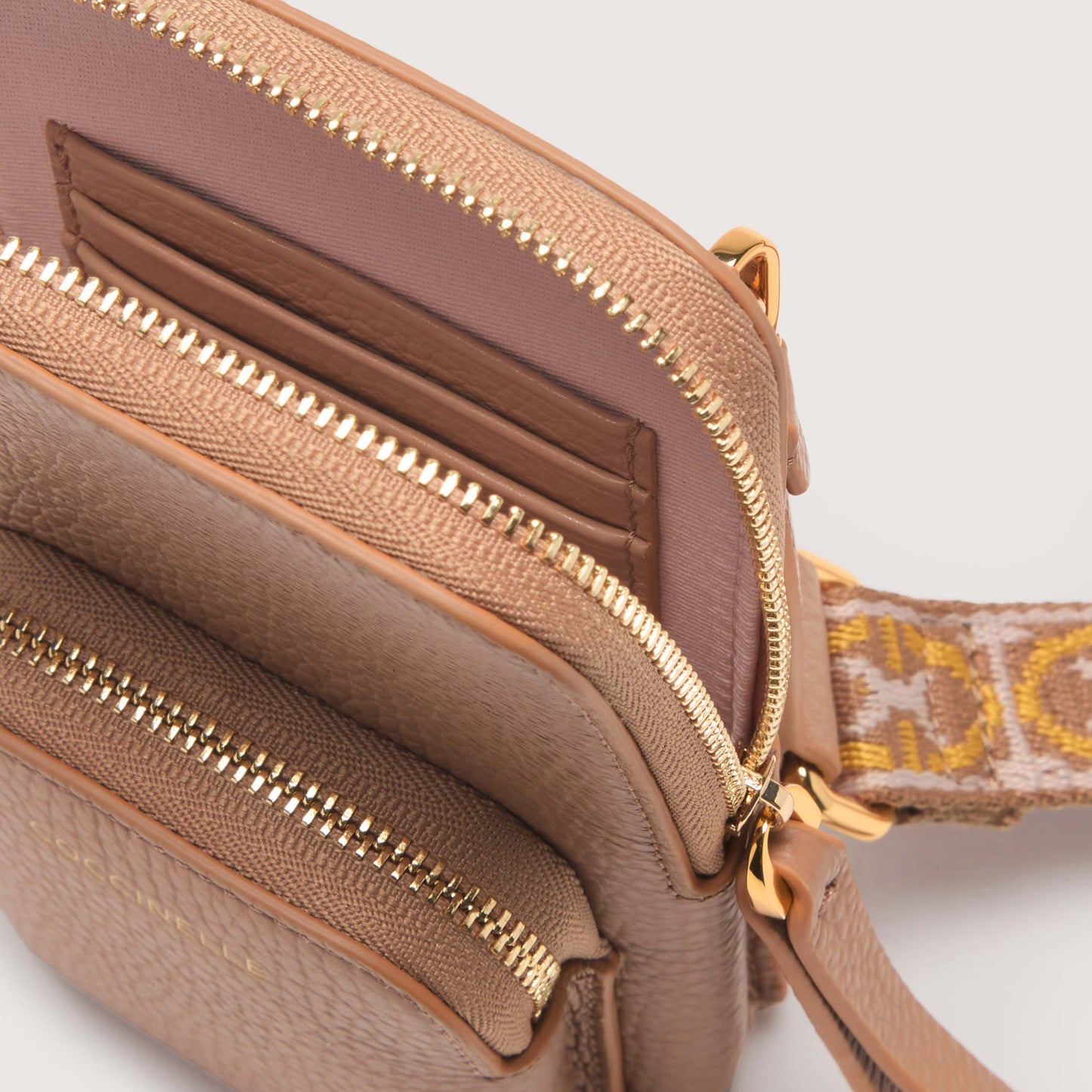 COCCINELLE PIXIE