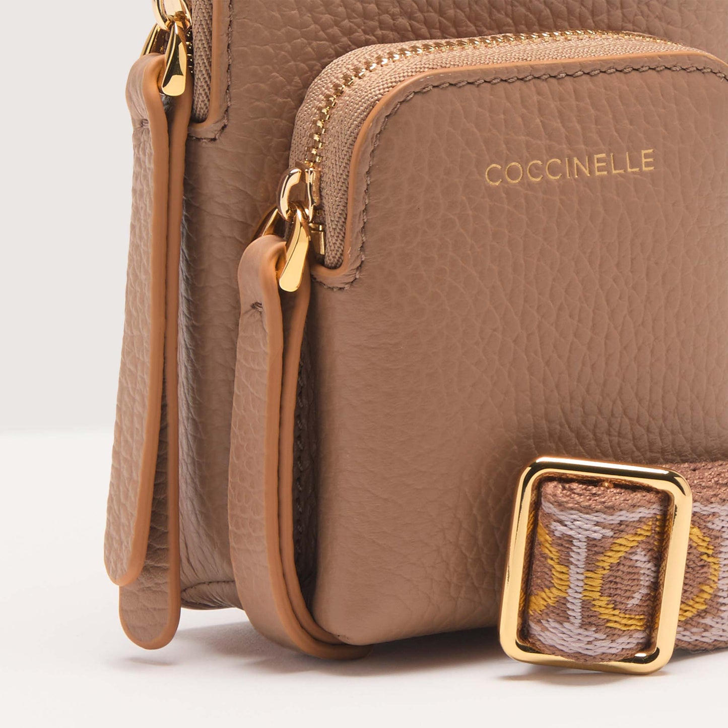 COCCINELLE PIXIE