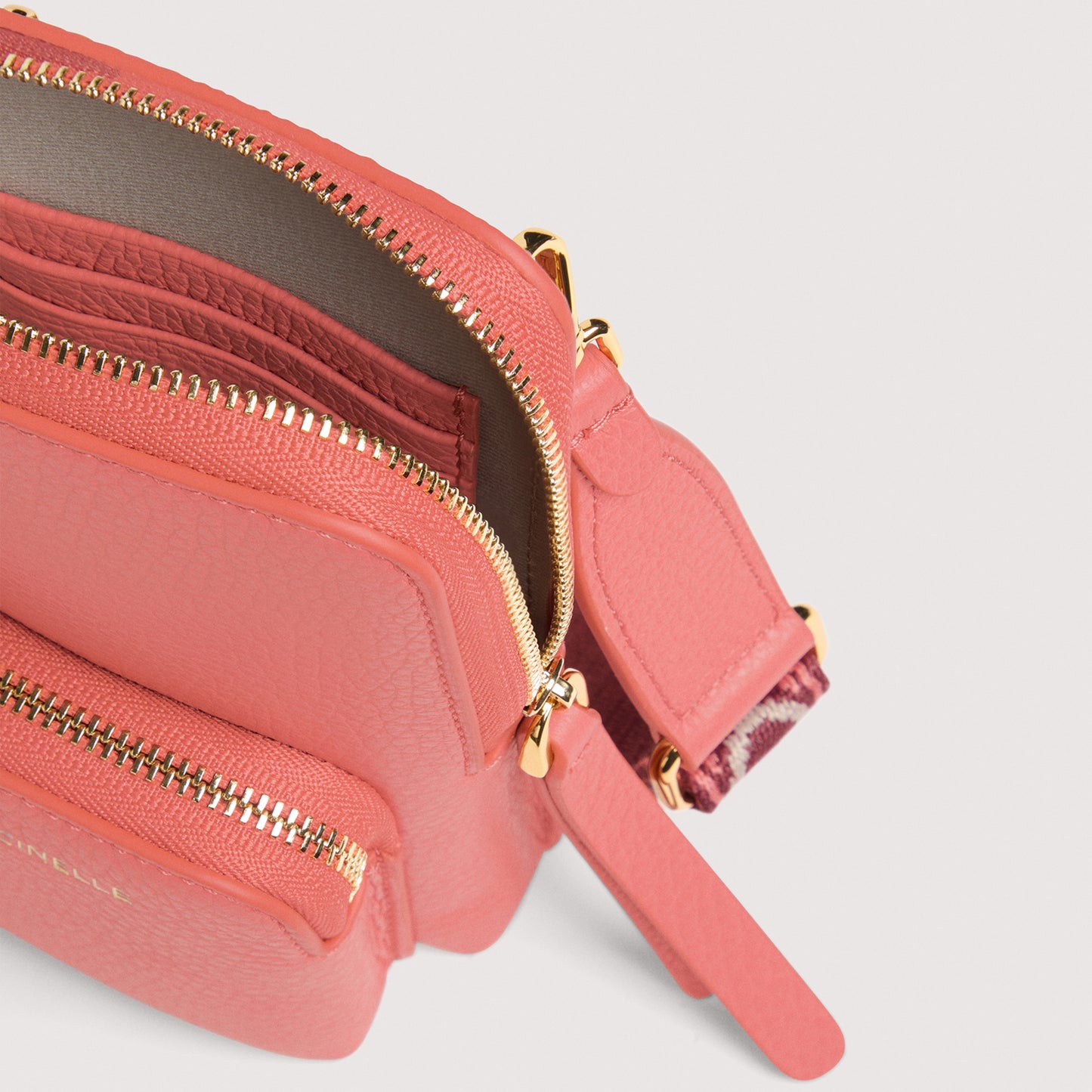 COCCINELLE PIXIE