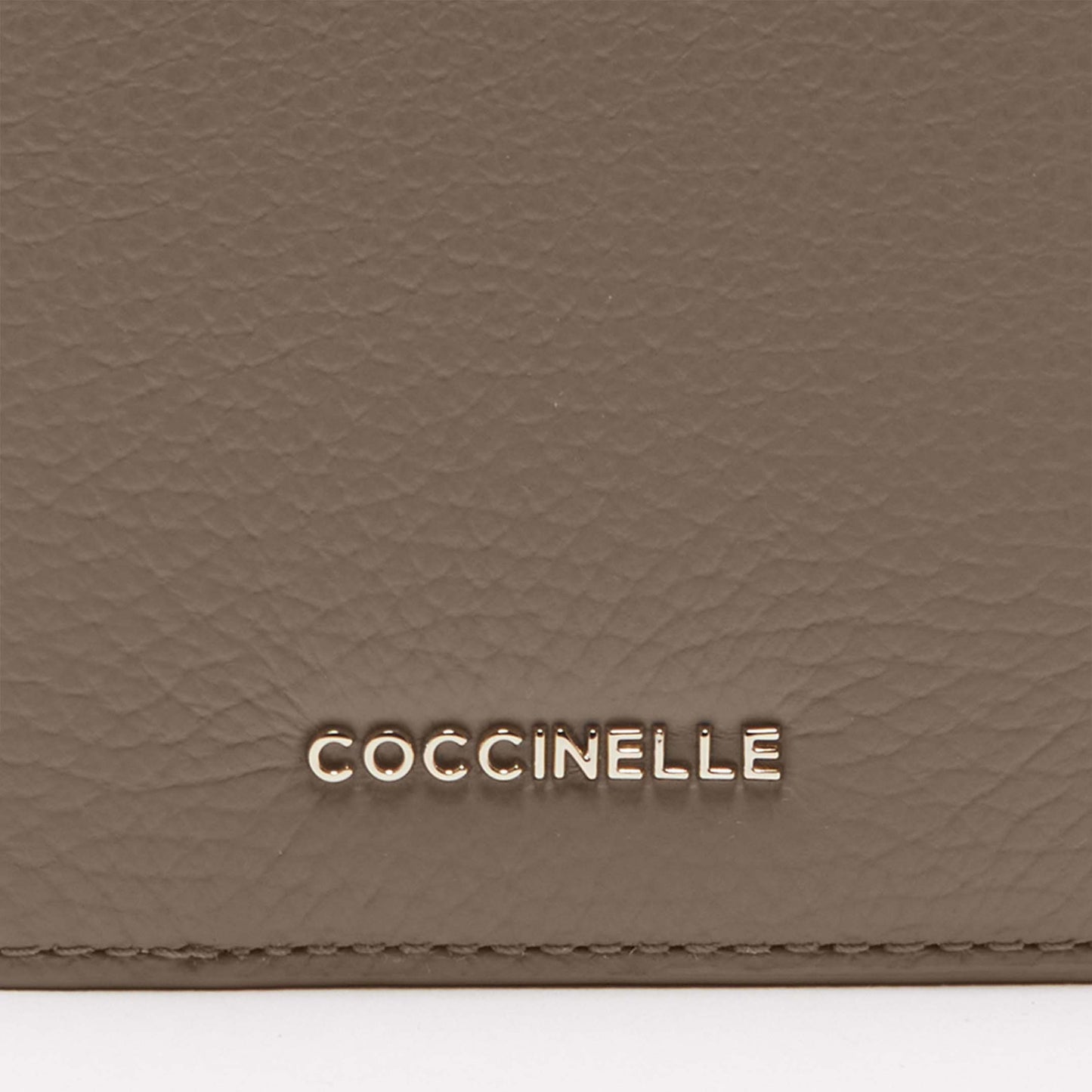 COCCINELLE METALLIC SOFT