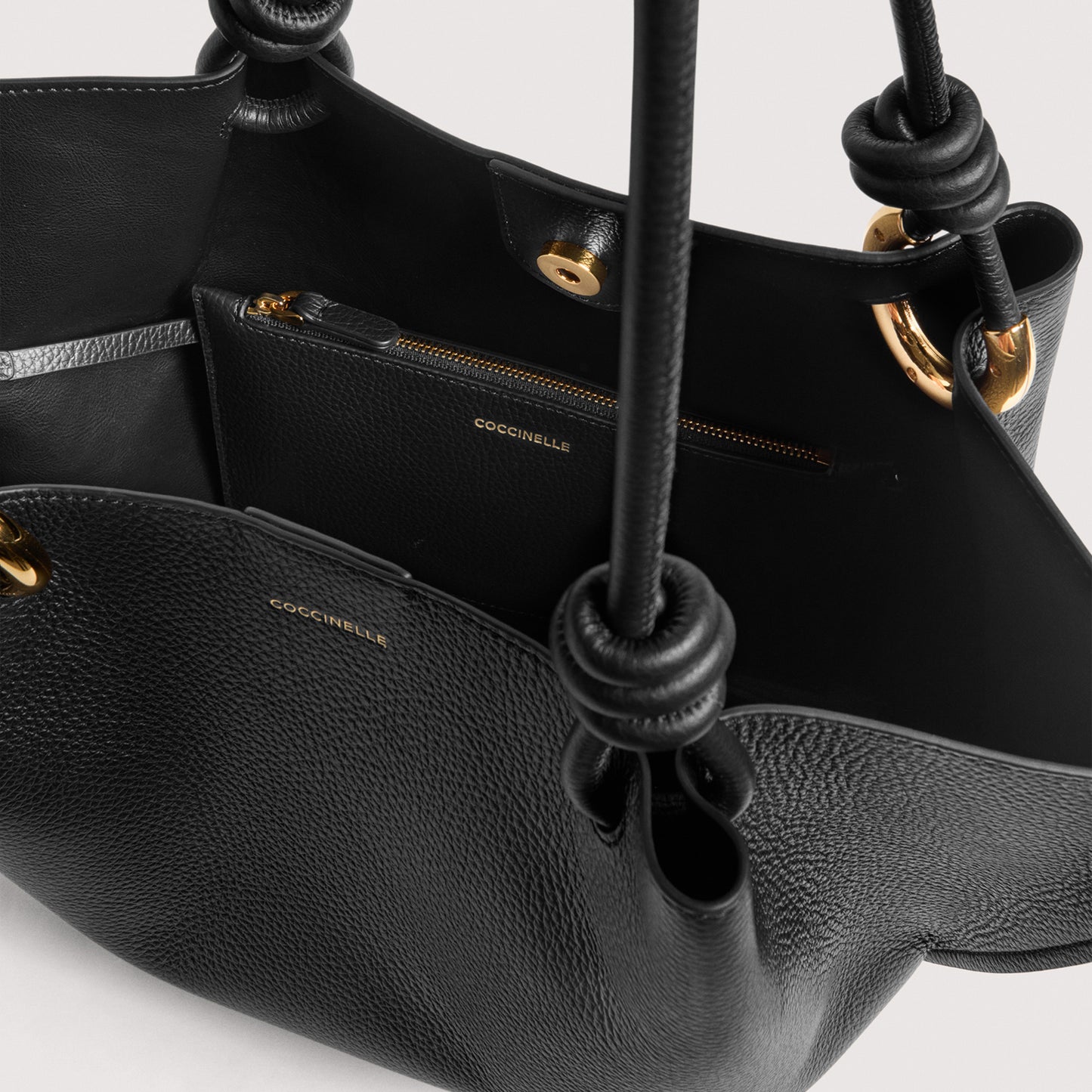 COCCINELLE FINN SMALL