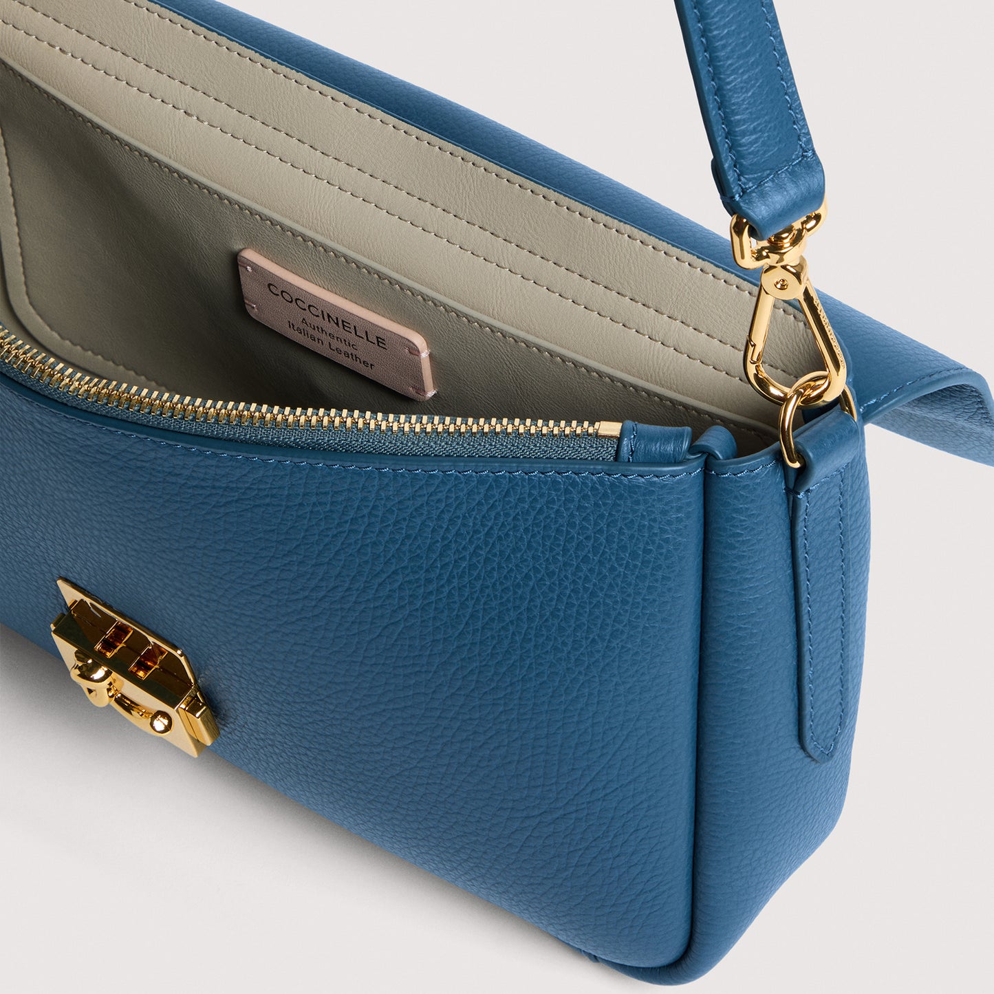 COCCINELLE C-ME LOCK LARGE