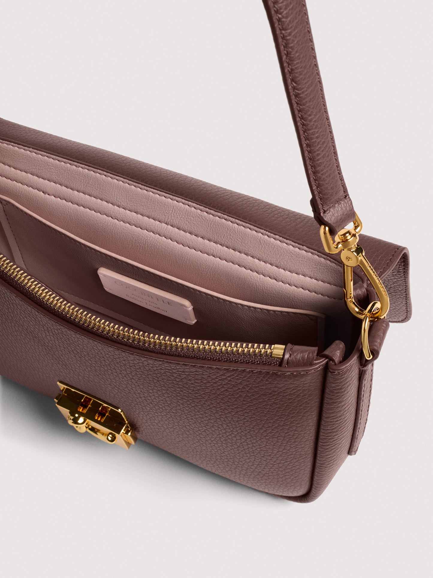 COCCINELLE C-ME LOCK MEDIUM