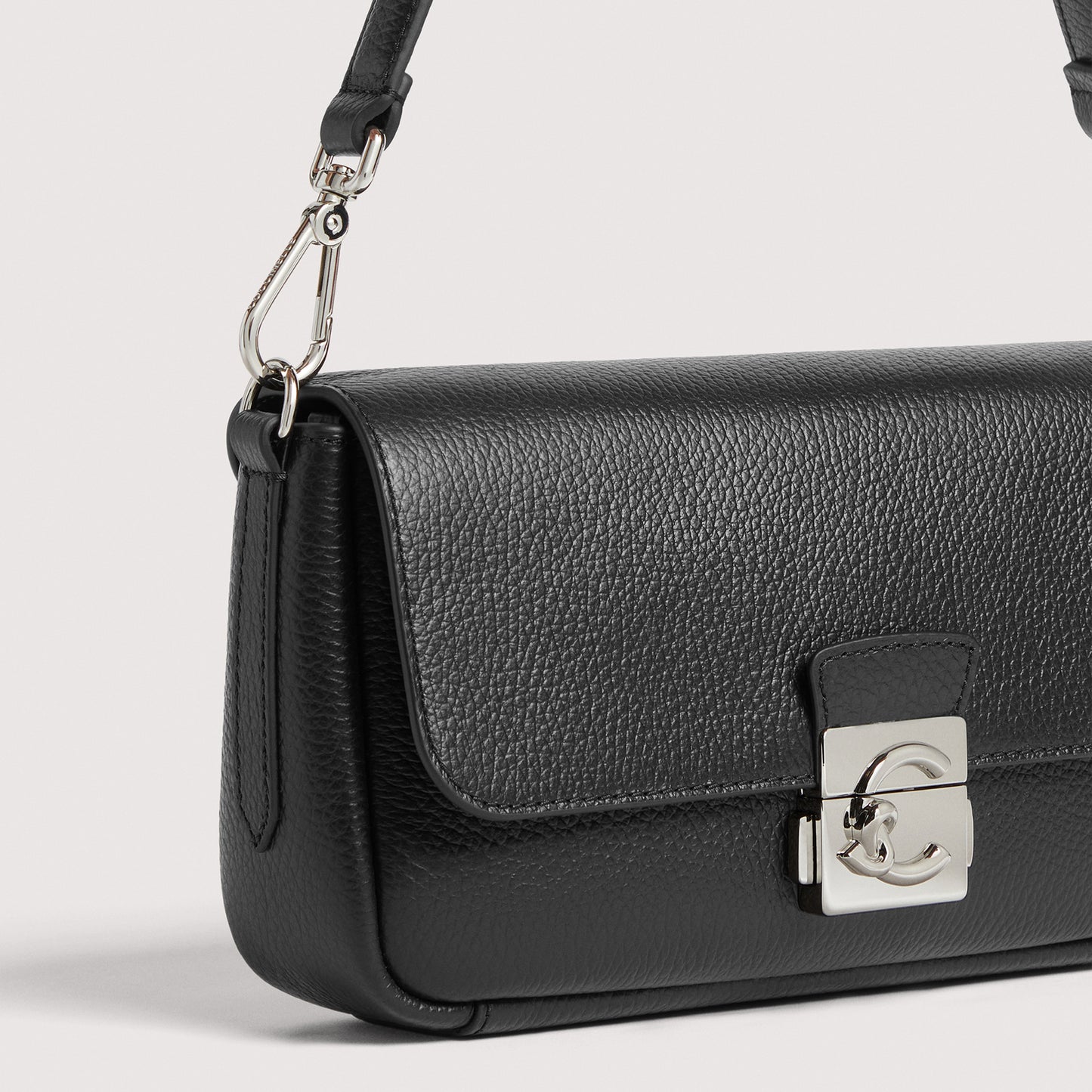 COCCINELLE C-ME LOCK MEDIUM