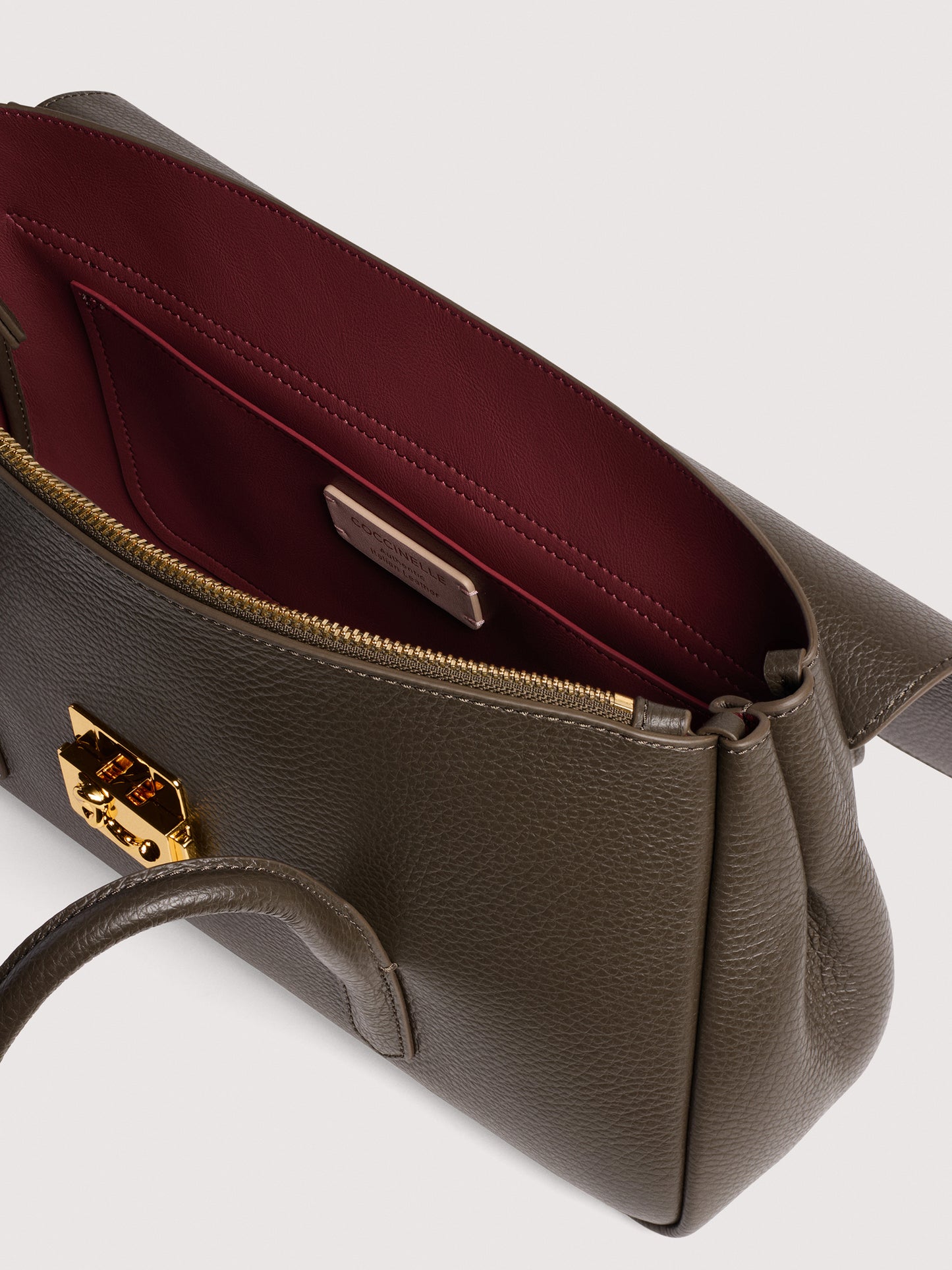 COCCINELLE C-ME LOCK MEDIUM