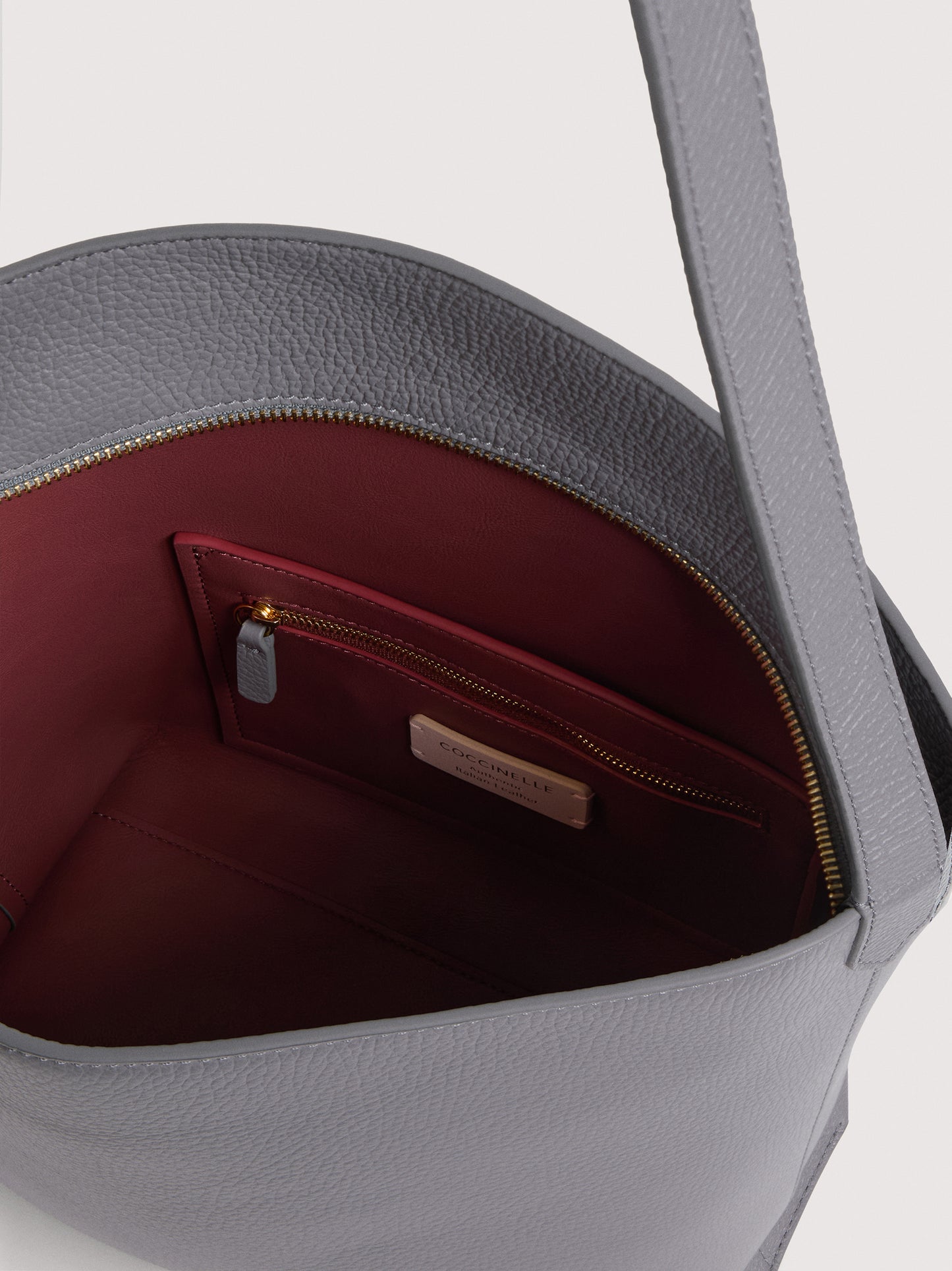 COCCINELLE C-ME LOCK MEDIUM