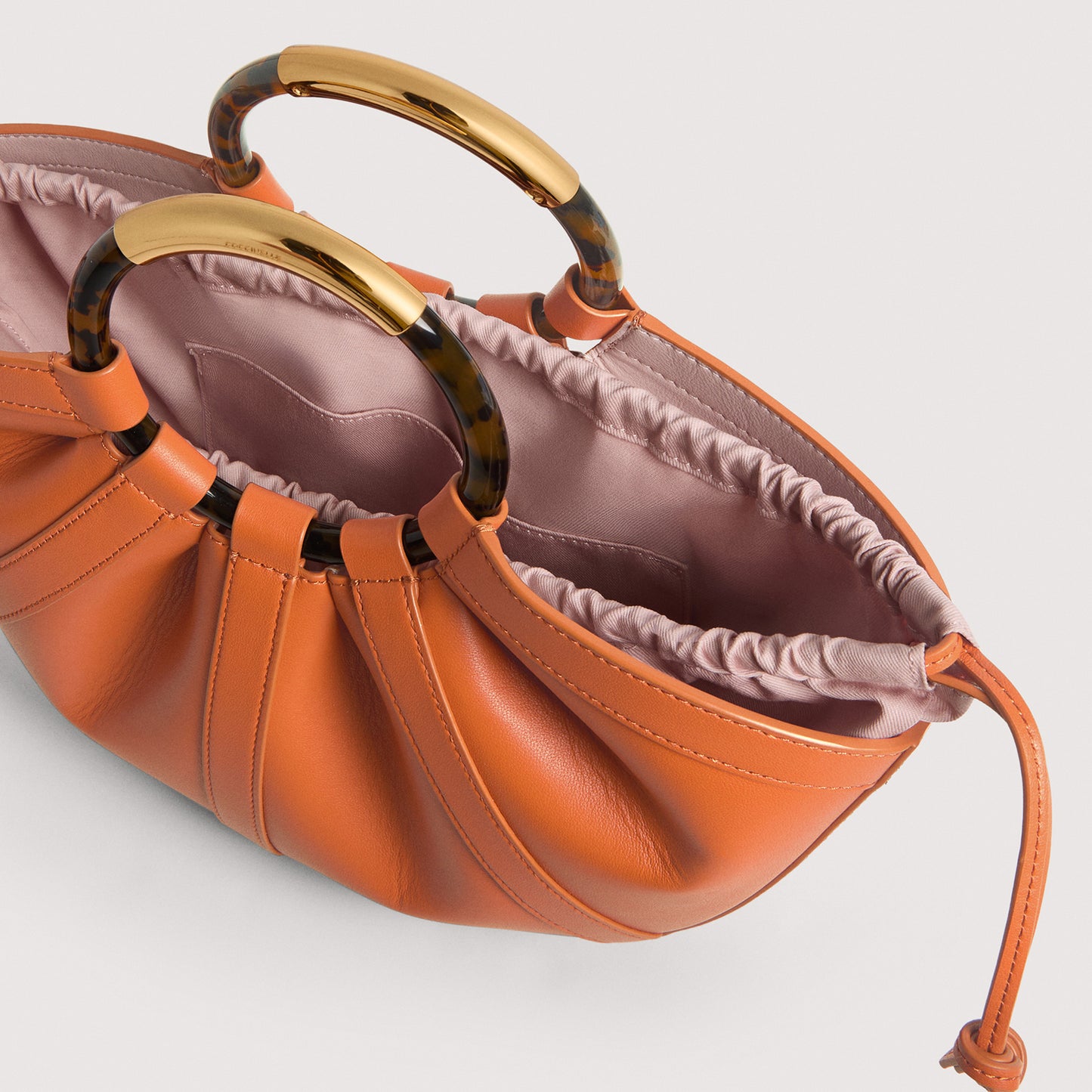 COCCINELLE SHELL