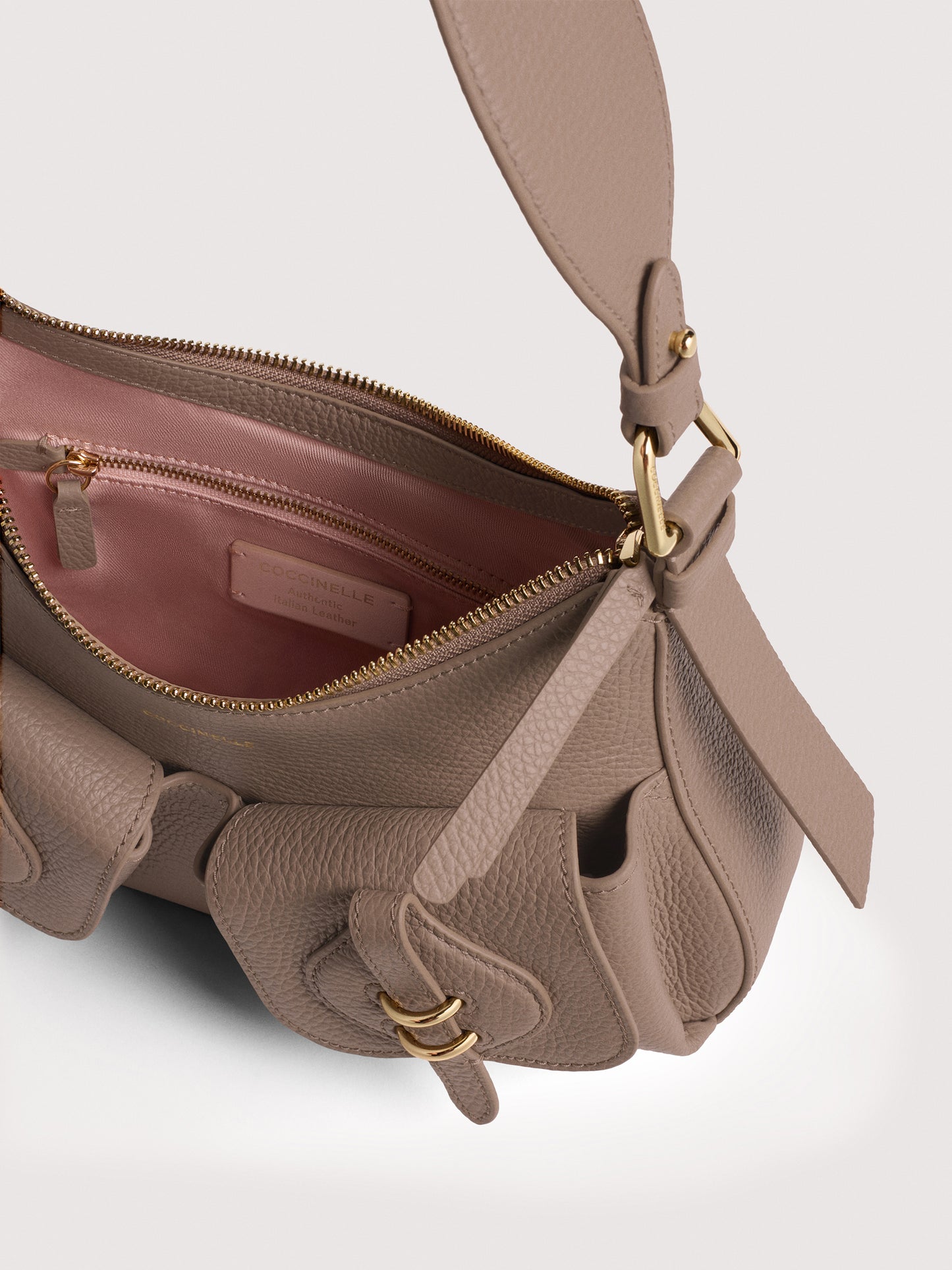 COCCINELLE MAVERY POCKET SMALL