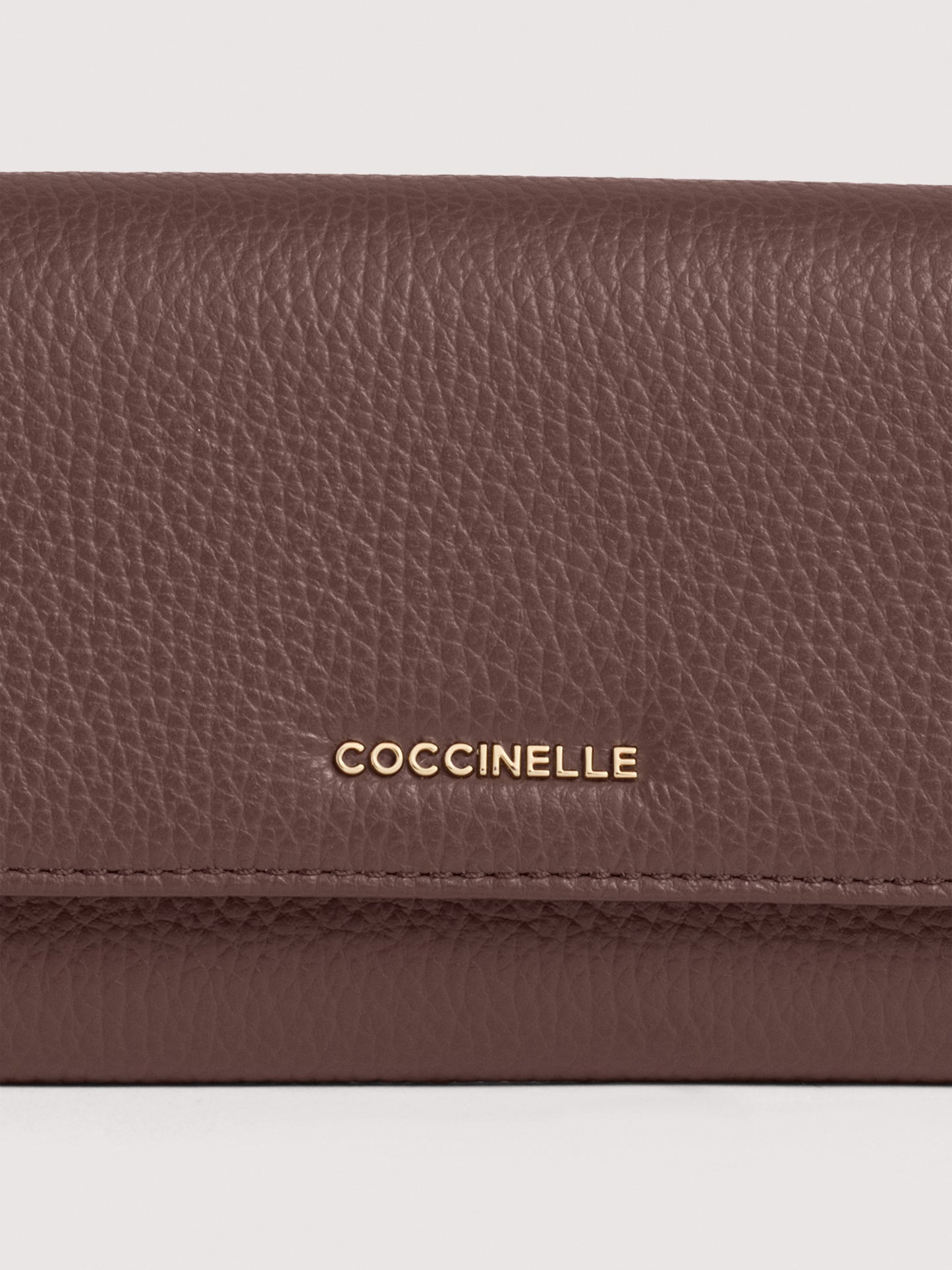 COCCINELLE METALLIC SOFT