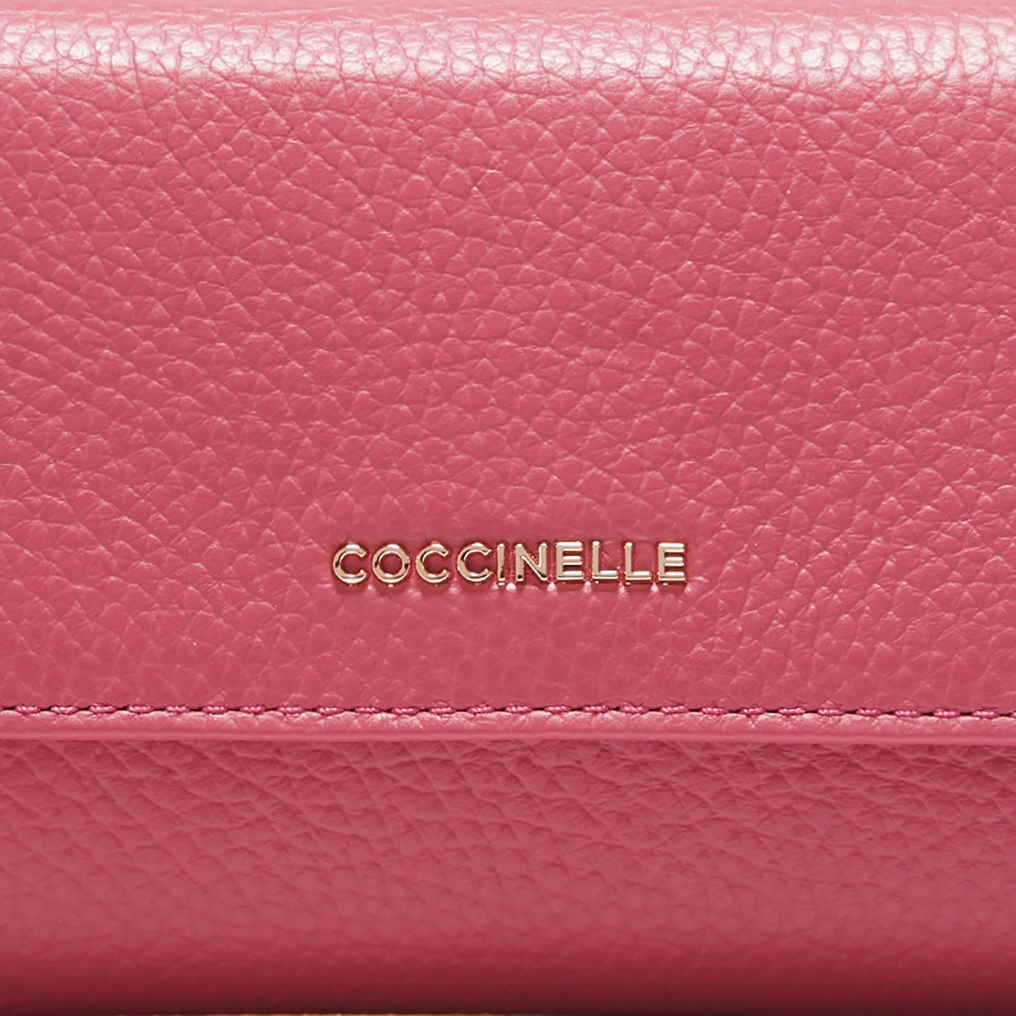 COCCINELLE METALLIC SOFT MEDIUM