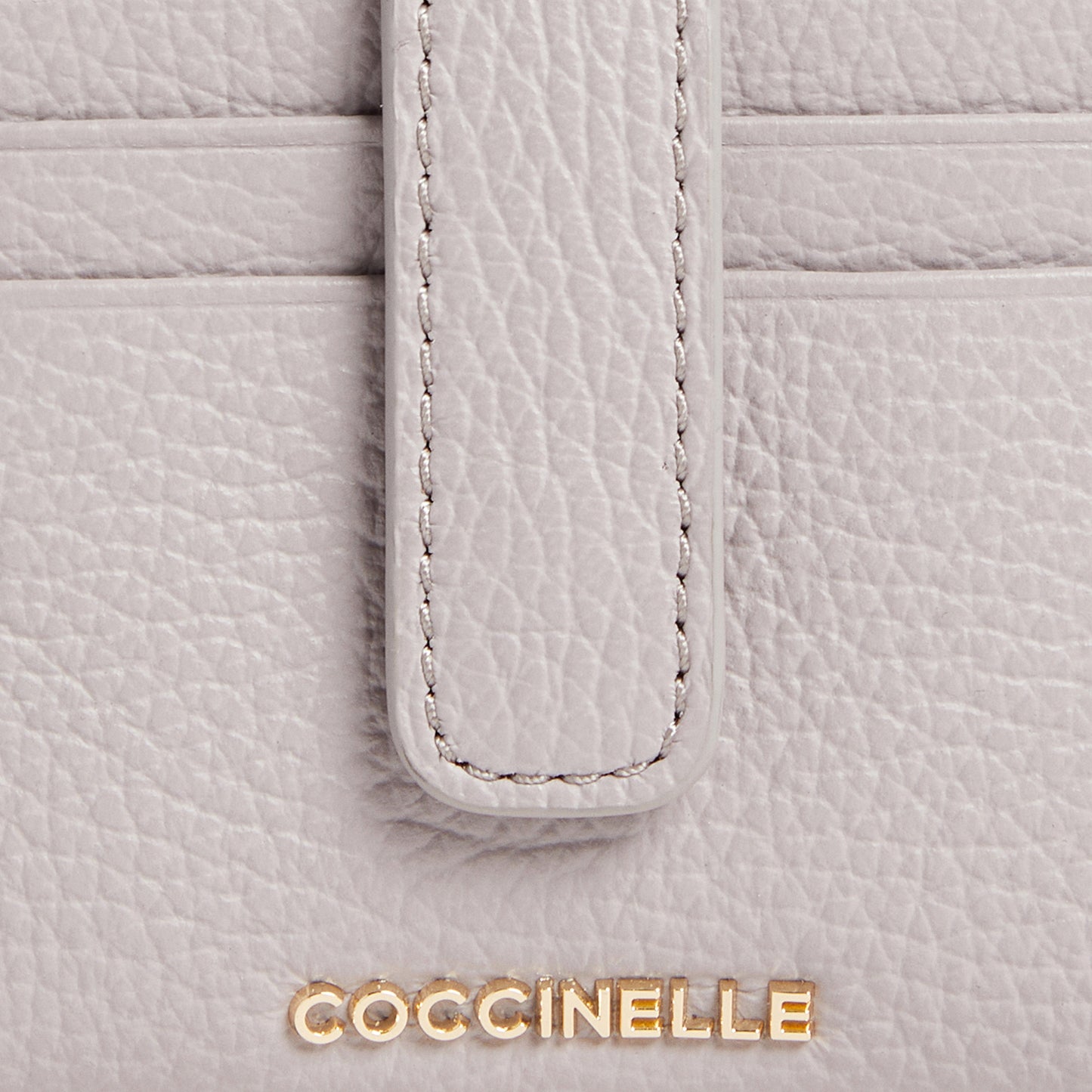 COCCINELLE METALLIC MEDIUM