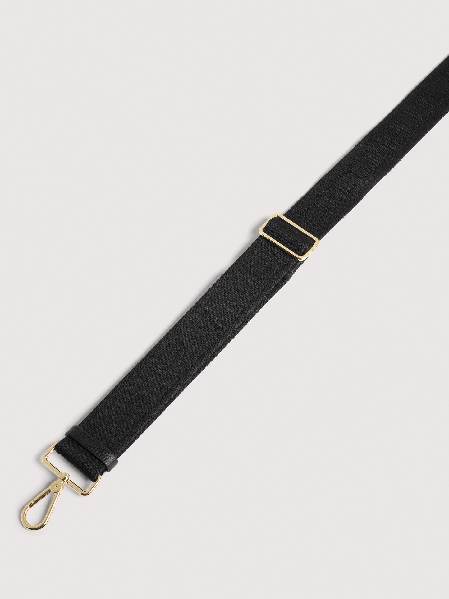 COCCINELLE ON TONE SIGNATURE